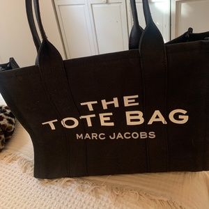 Marc Jacobs Tote - Medium